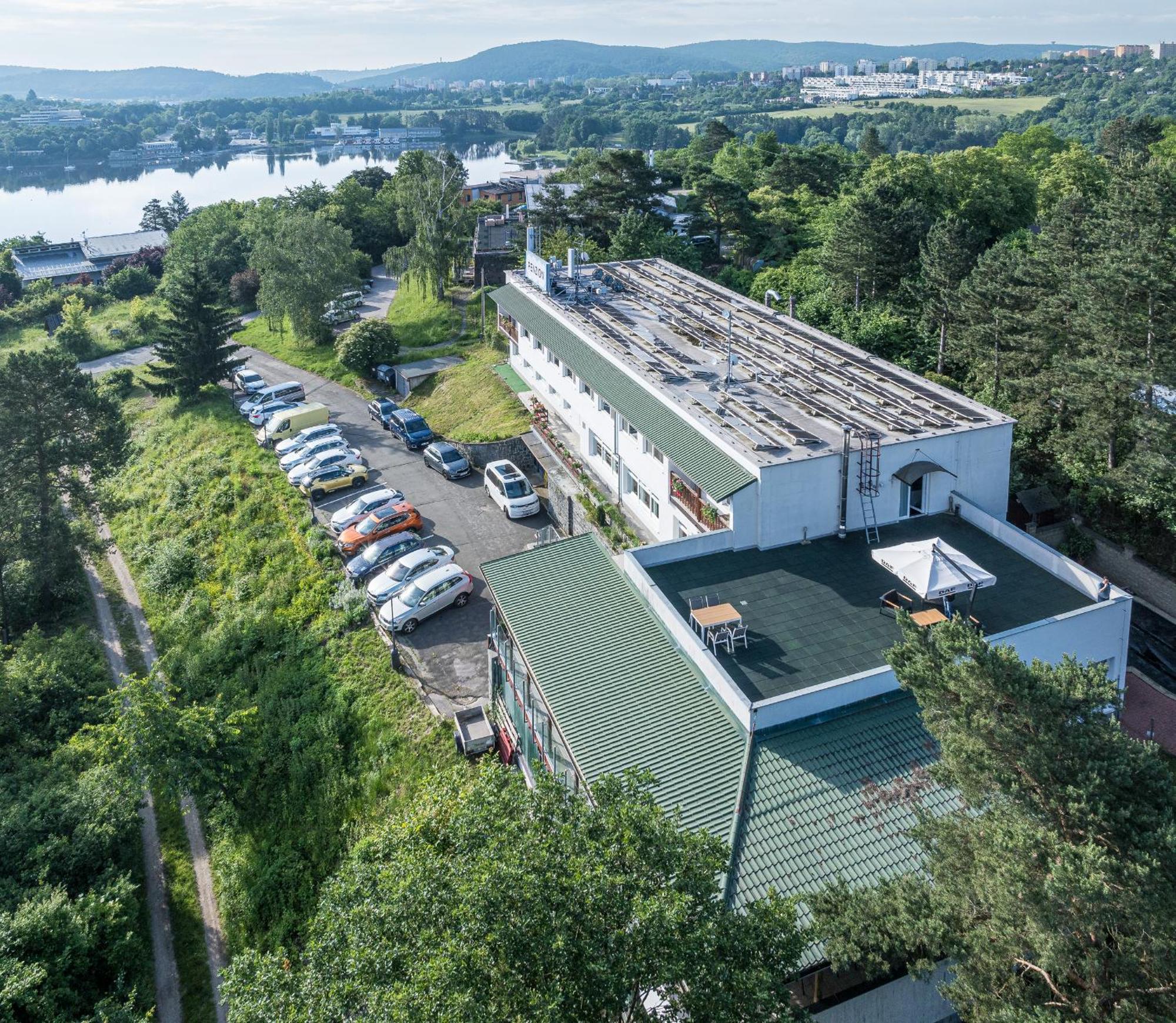 Penzion Kozi Horka U Brnenske Prehrady Brno Eksteriør bilde